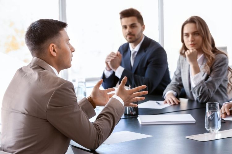 İnsan Kaynakları Yönetimi Konuları